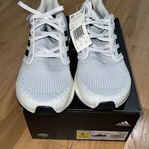 Adidas women’s ultra boost 20 size 8